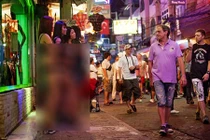 Các nước trên thế giới xử phạt mại dâm như thế nào?