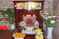 Sáng ra đặt thứ này lên bàn thờ Thần Tài, lộc lá ào ào chảy về