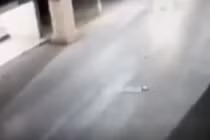 Video: Kinh hoàng khoảnh khắc bốn ô tô tông nhau liên tiếp