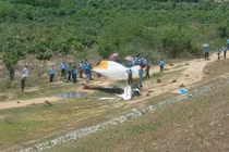 Video: Hiện trường máy bay rơi ở Cam Lâm - Khánh Hòa