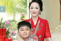 Cậu út của nữ CEO Đại Nam đùa giỡn trước hàng nghìn khán giả