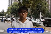 Video: Nhà mạng nâng cấp sim, khách hàng nhận nợ cước 50 triệu