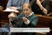 Phiên tòa dùng quần lót làm bằng chứng bênh vực kẻ cưỡng hiếp