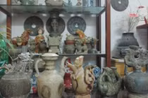 Người sưu tầm cổ vật bị lừa mất 1 tỷ đồng mua tượng đá quý giả