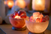 Dân đua nhau "săn" heo trà xanh, muối Hymalaya đón Tết