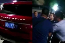 Lái xe siêu sang lao vào đám đông đâm chết ít nhất 9 người