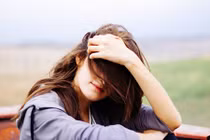 Người đàn bà đẻ thuê và những đồng tiền oan nghiệt