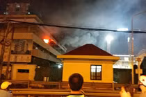 Cháy ở bệnh viện Bạch Mai trong đêm