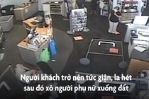 Video: Bị xô ngã gãy chân vì nhắc khách đeo khẩu trang ở Mỹ
