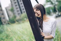 Tháng 4 về rồi, mở lòng yêu đi em