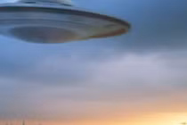 Các giả thuyết điên rồ nhất về UFO