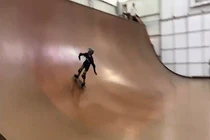 Video: Màn trình diễn ván trượt siêu đẳng của hotboy 11 tuổi