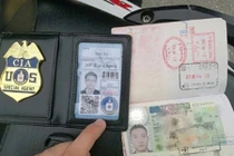 Ngạo nghễ vi phạm giao thông điệp viên CIA dởm bị tuýt còi