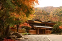 Khách sạn lâu đời hoạt động không ngừng nghỉ suốt hơn 1.300 năm