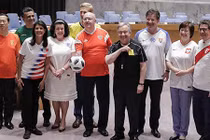 Video: Cách cổ vũ World Cup cực "độc" của các đại sứ Liên hợp quốc