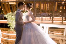 "Cô dâu đeo vàng trĩu cổ ở Nam Định" đăng full bộ ảnh cưới