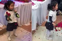 Video: Cô bé hát tặng cô dâu, chú rể trong đám cưới “gây bão“
