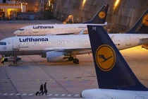 Táo tợn cướp 5 triệu USD trên máy bay trong 6 phút