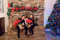 Ông xã Thanh Thảo hộ tống vợ đến nhà "tình cũ" dự tiệc Giáng sinh