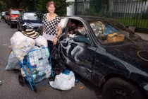 Ngã ngửa biệt thự triệu USD của nữ tỷ phú ve chai