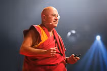 Những bài học thấm thía của sư thầy về buông bỏ