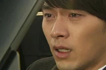 Thấy em sánh đôi cùng "người ấy" ra khỏi nhà nghỉ tôi lặng người