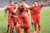 Sự thật Hà Đức Chinh đáp trả anh hùng bàn phím khi bị chê đá dở?