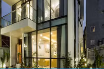 Căn biệt thự với 2 mảnh sân vườn ở Hà Nội