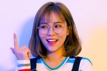 Dân mạng tranh cãi khi Misthy xuất hiện với đôi "gò bồng đảo" ngồn ngộn