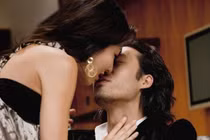 Nữ đại gia không ngờ bị tình trẻ lừa cho vố cay đắng