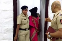 Bị chê nấu ăn dở, nàng dâu hạ độc nhà chồng