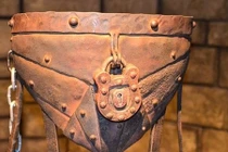 Hé lộ gây choáng váng về đai trinh tiết thời Trung cổ