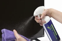 Cách làm sạch tivi màn hình phẳng hiệu quả, không gây chập điện