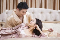 Chồng có những biểu hiện này, chứng tỏ trong lòng anh ấy vợ luôn là số 1