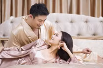 Chồng có những biểu hiện này, chứng tỏ trong lòng anh ấy vợ luôn là số 1