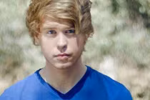 Dụ dỗ bé gái gửi clip nóng, giai đẹp nổi tiếng nhận kết đắng