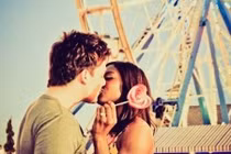 Tình nào cũng là tình đầu, người nào cũng là người cuối!