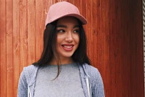 Ngẩn ngơ trước nhan sắc gốc Việt khuynh đảo Canada