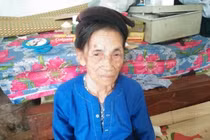 Vợ chồng già 22 năm đợi chờ con gái bị lừa bán sang Trung Quốc 