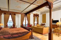 Bên trong những khách sạn xa hoa nhất thế giới