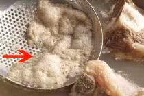 Sự thật về phần bọt trắng trong nước hầm xương mà hàng triệu người không biết