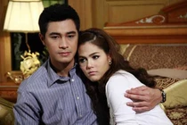 Thấy bố vợ xuống bếp tìm đồ ăn, tôi biết mình là kẻ đáng trách 