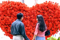 Valentine khắc khoải: Phụ nữ 30 tuổi "chưa từng yêu" ở Hong Kong
