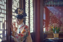 Tại sao bị đày vào lãnh cung, các phi tử vẫn được thái giám xem trọng hầu hạ?