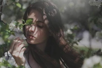 Đằng sau một người đàn ông nói yêu vợ