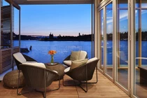 Ngôi nhà nổi độc đáo mô phỏng một con tàu ở Seattle