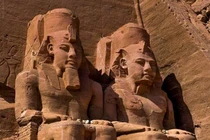 Ngoài vụ kênh đào Suez, Ai Cập còn gặp nhiều sự cố