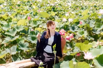 "Đánh bay" 25kg sau sinh, mẹ một con thon gọn như thời còn son