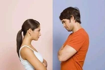 Sợ ngoại tình, vợ dùng chiêu phòng the "ép khô" chồng trên giường