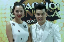 Vợ Ưng Hoàng Phúc: "Đi đâu chồng cũng đòi về nhà ăn cơm"